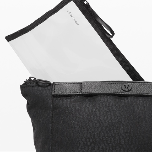 lululemon athletica Handbags - Lululemon travel bag
